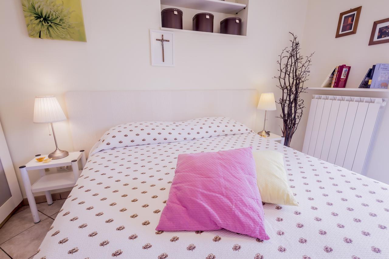 アレーツィオ Mandarinoarancio Bed & Breakfast エクステリア 写真